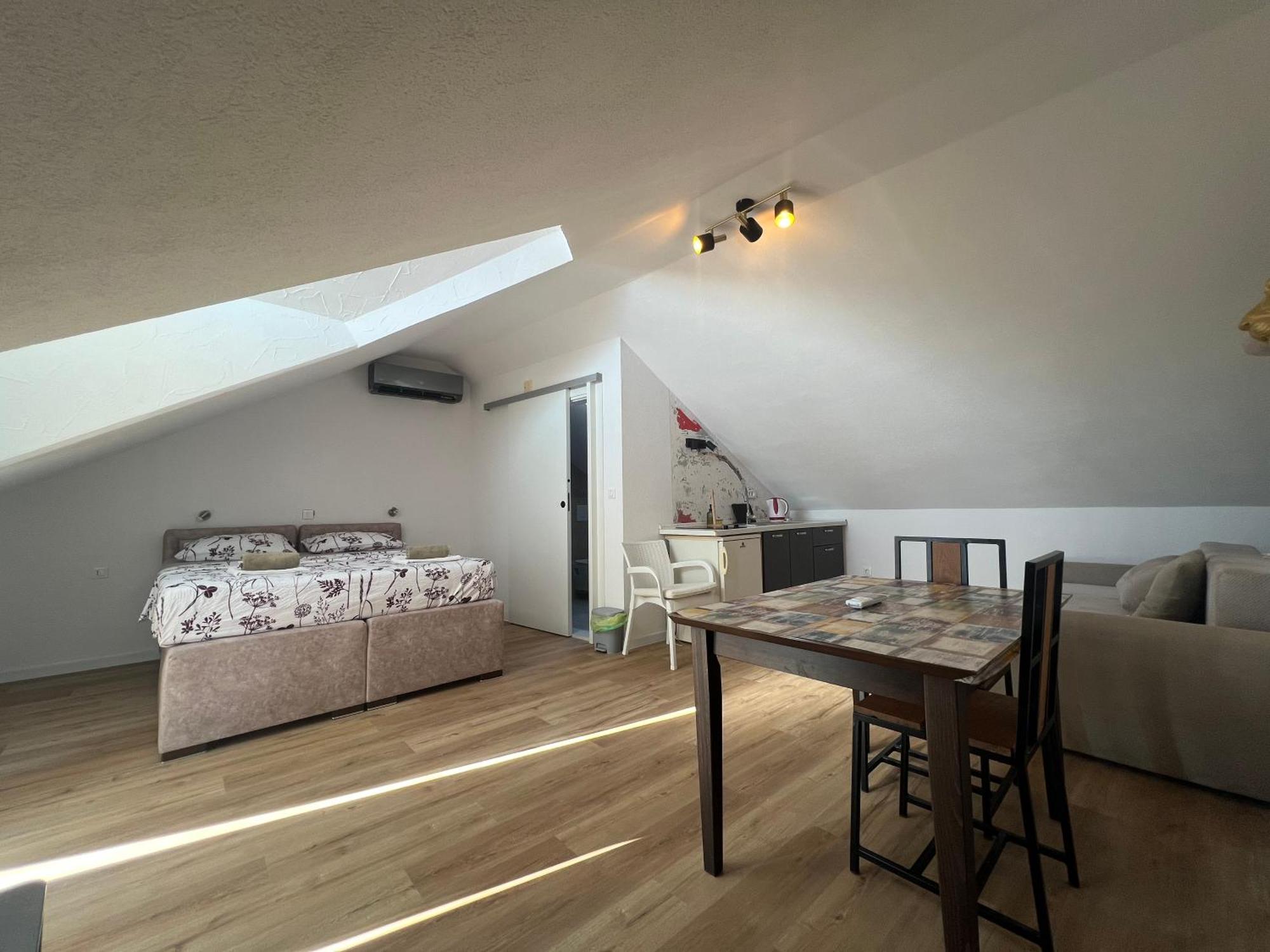 Villa Nevia 1 ตราสนิสเซ ภายนอก รูปภาพ